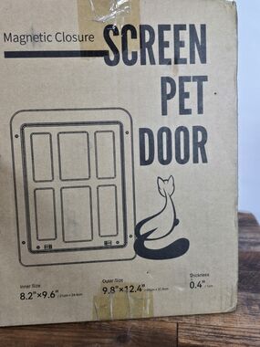 Screen Pet Door with Magnetic Closure